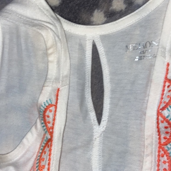 Merona detailed XS tank top - Picture 5 of 5